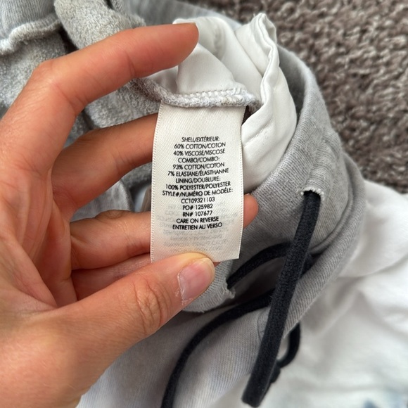 Alice and Olivia
Malibu Tie Dye Oversized Jogger Pants - Picture 6 of 6